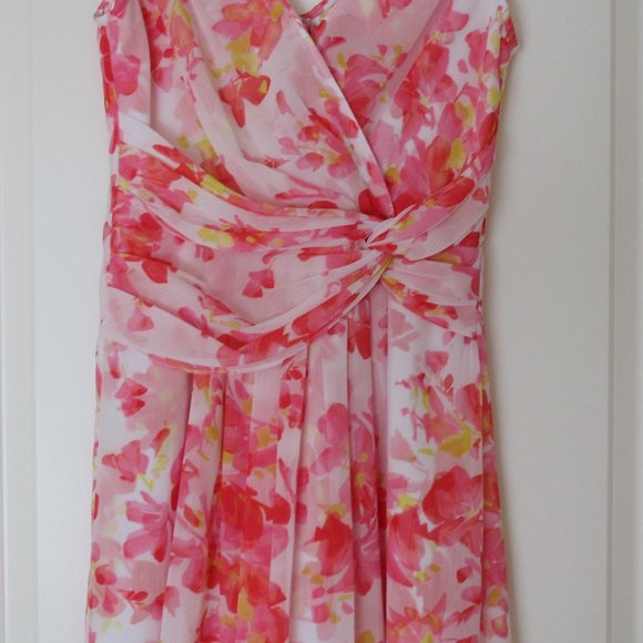 NWOT Ann Taylor Floral Dress - Picture 5 of 13